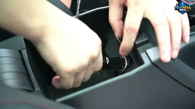 STANDTALL Electric Vehicle Jack: