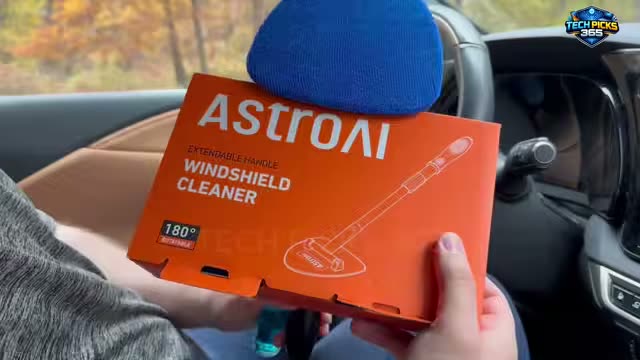 AstroAI Windshield Cleaner Tool
