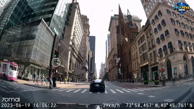 70mai 4K Dash Cam Front and Rear