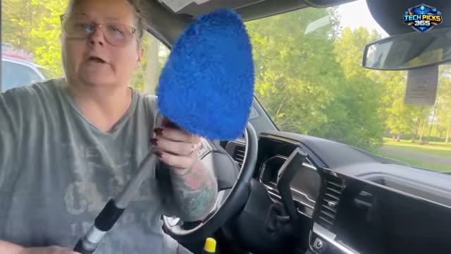 AstroAI 21" Windshield Cleaner Tool: